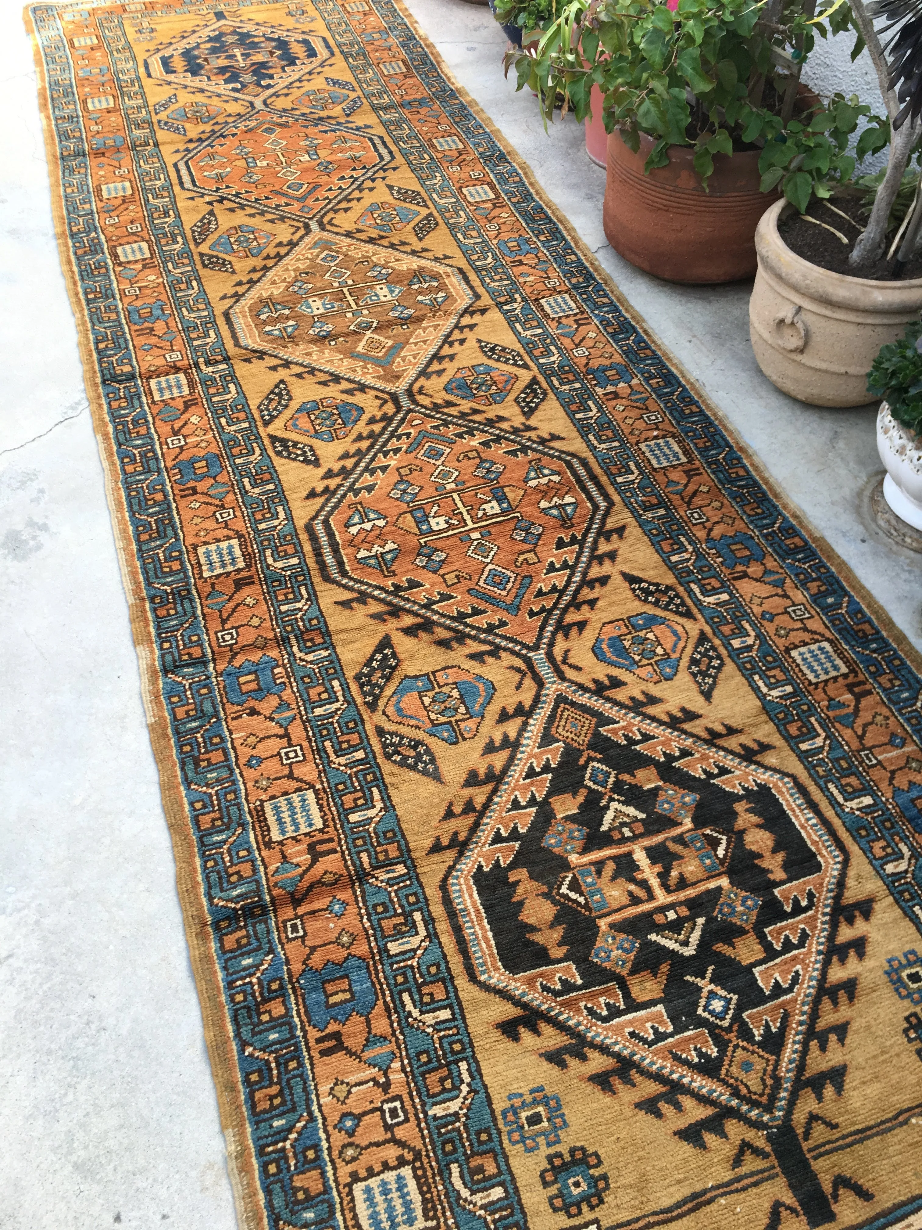 3'9 x 13'3 NW Persian Runner