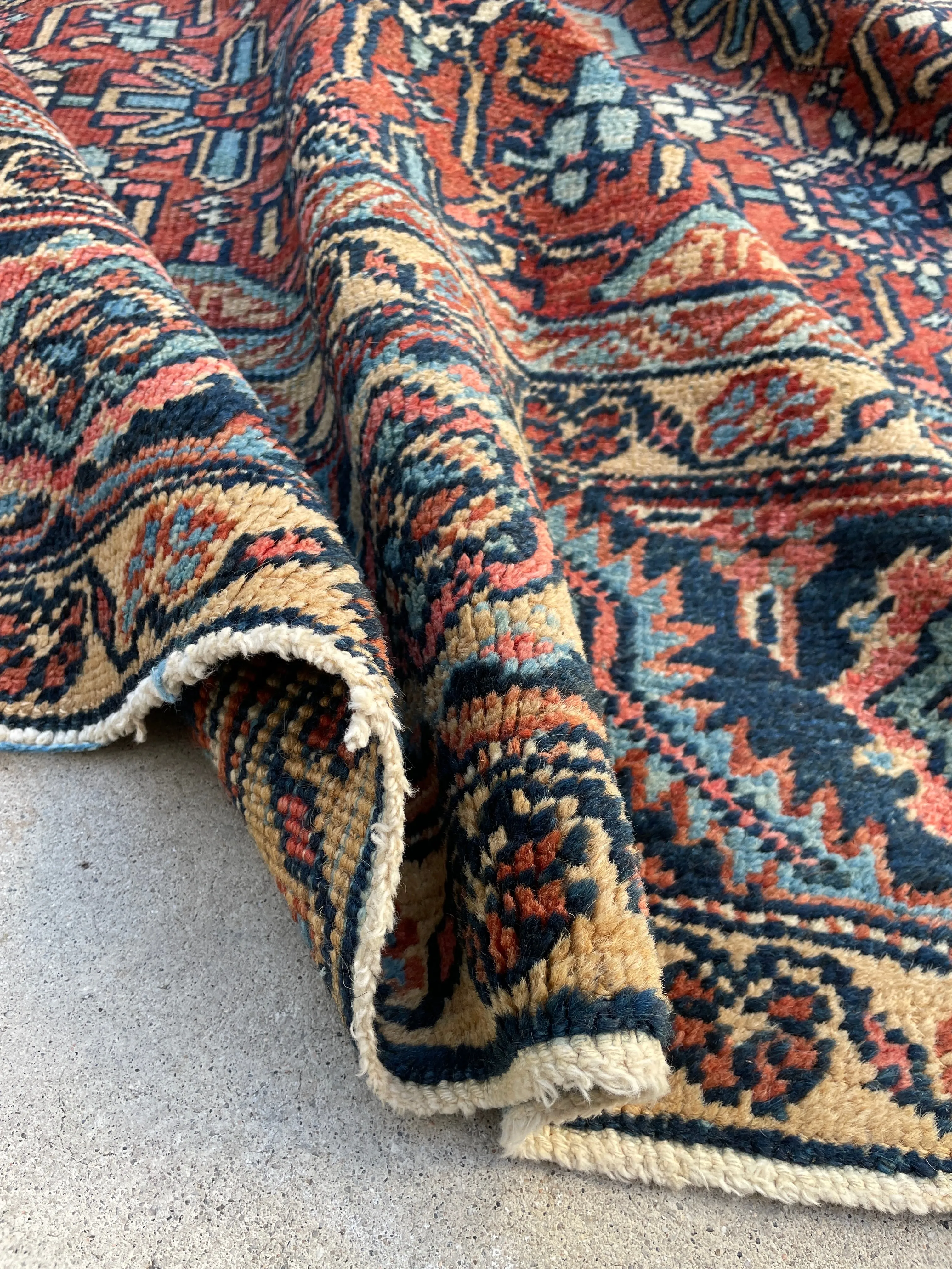8'8 x 11'8 Antique Persian Heriz rug #2564ML