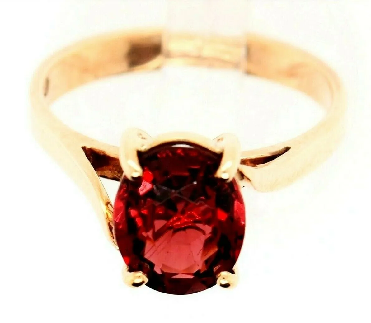 Garnet & 9ct Yellow Gold Handmade Ring - Single Stone - Fine Jewellery - Size L