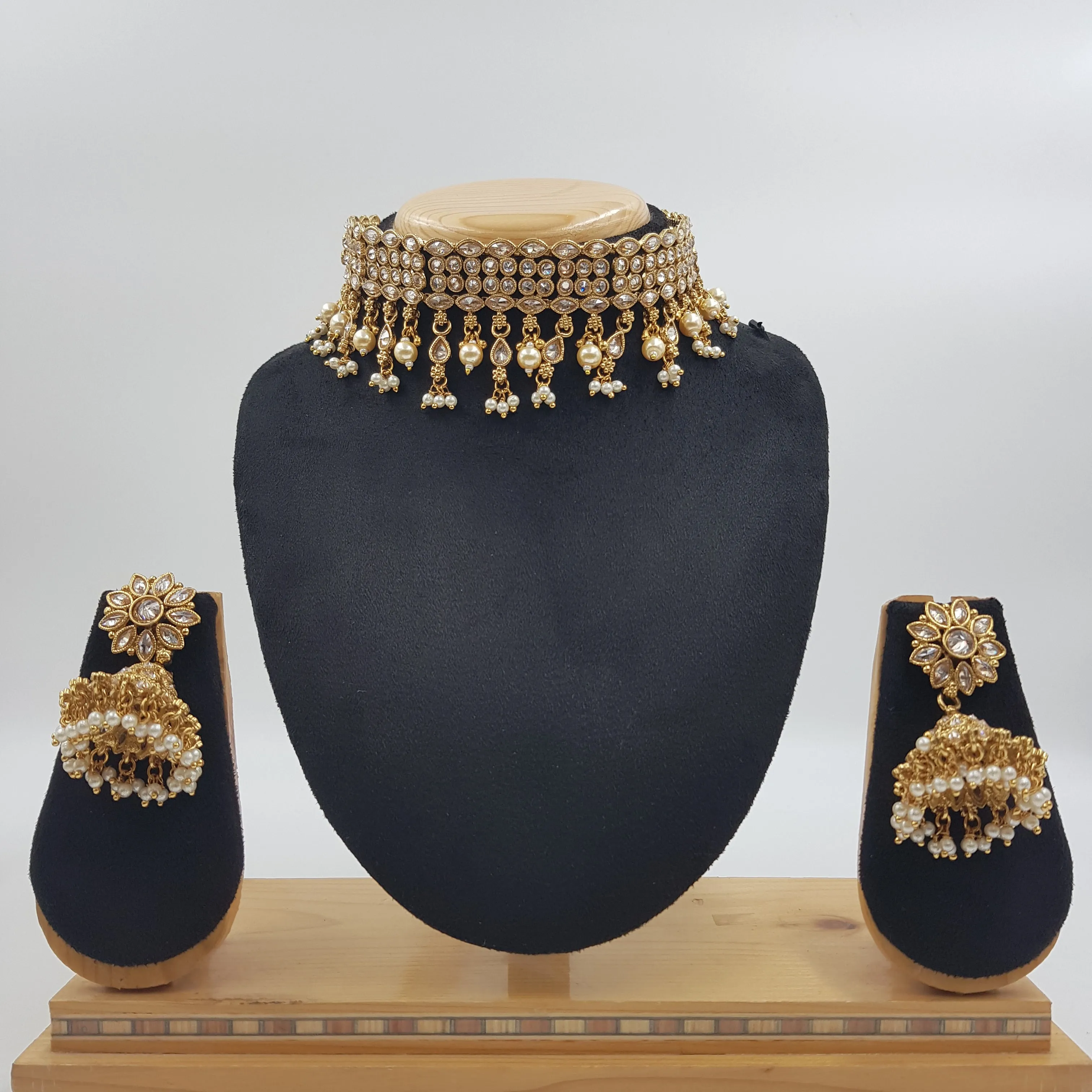 Gold Gold Look Necklace Set 12774-9323