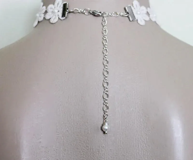 Pearl Lace Flower Choker